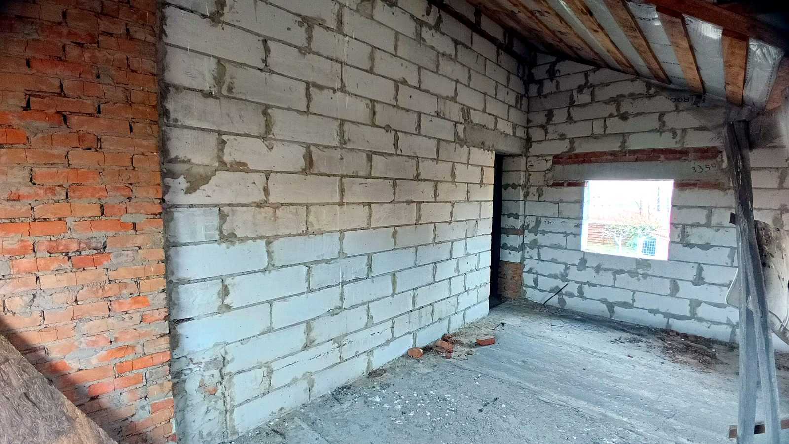 Продаж будинку 220 м², полевая