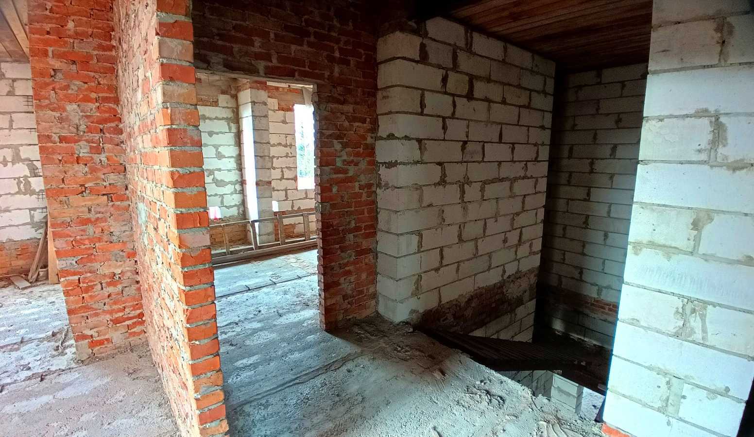 Продаж будинку 220 м², полевая