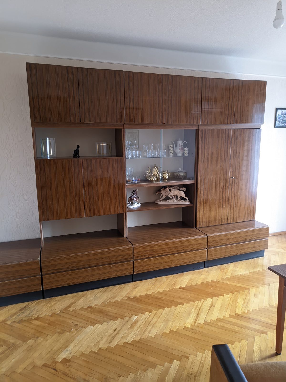 Аренда 3-комнатной квартиры 57 м², Амвросия Бучмы ул., 6