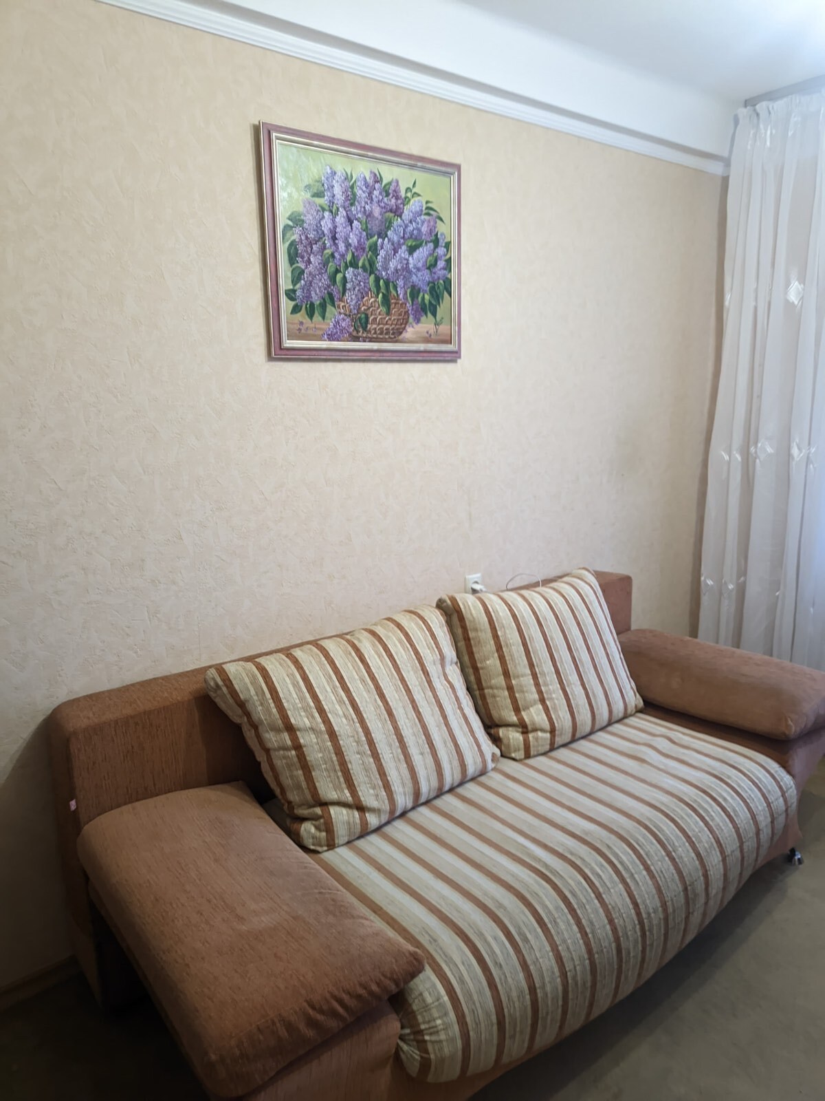Аренда 3-комнатной квартиры 57 м², Амвросия Бучмы ул., 6