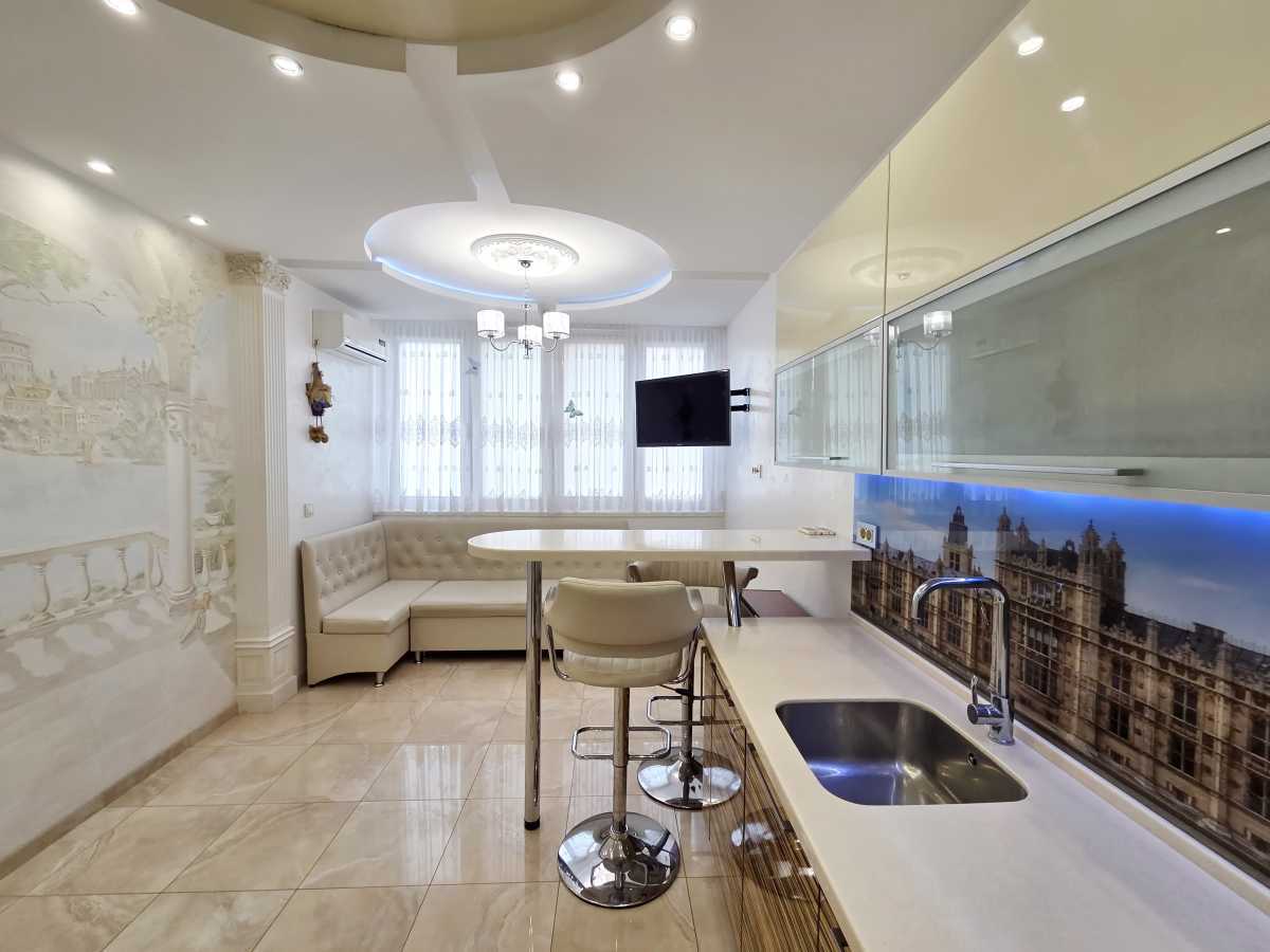 Аренда 1-комнатной квартиры 52 м², Княжий Затон ул., 9