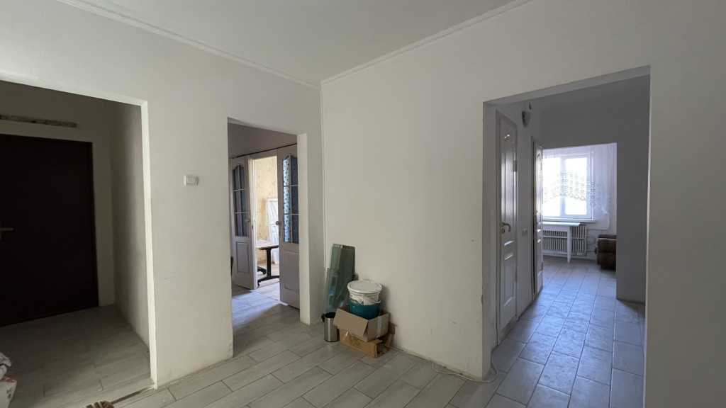 Продажа 5-комнатной квартиры 98.3 м², Кармелюка ул.