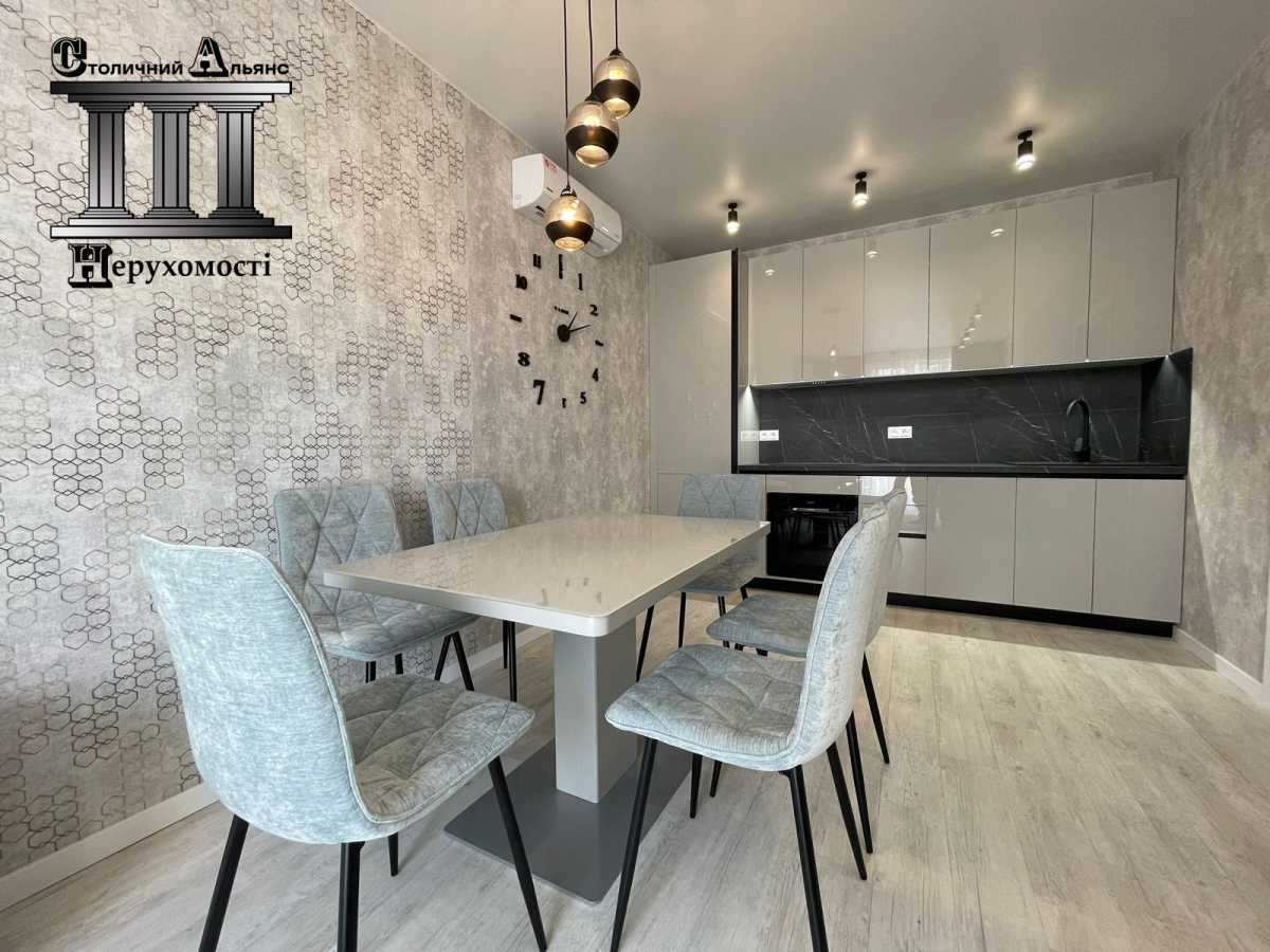 Продажа 2-комнатной квартиры 62 м², Михаила Максимовича ул., 26В