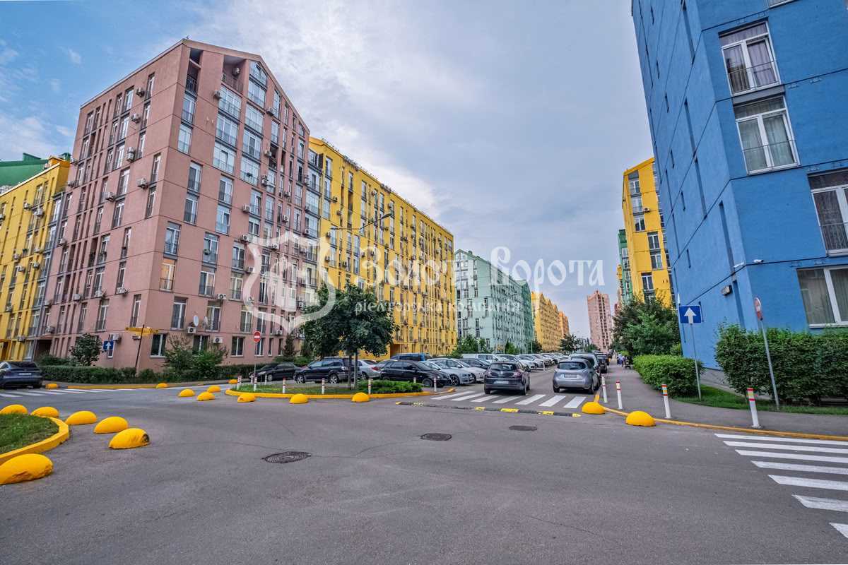 Продаж 3-кімнатної квартири 86 м², Регенераторна вул., 4к2