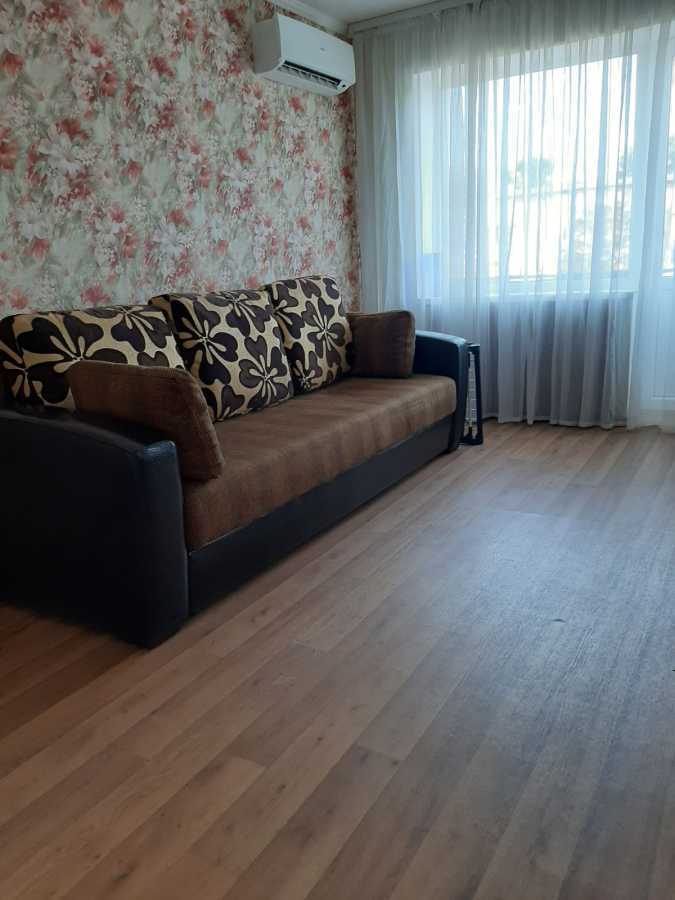 Продаж 1-кімнатної квартири 30 м², Поля вул.