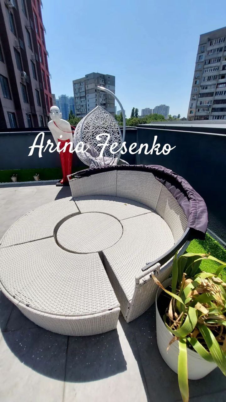 Продажа 2-комнатной квартиры 182 м², Академика Филатова ул., 2/1