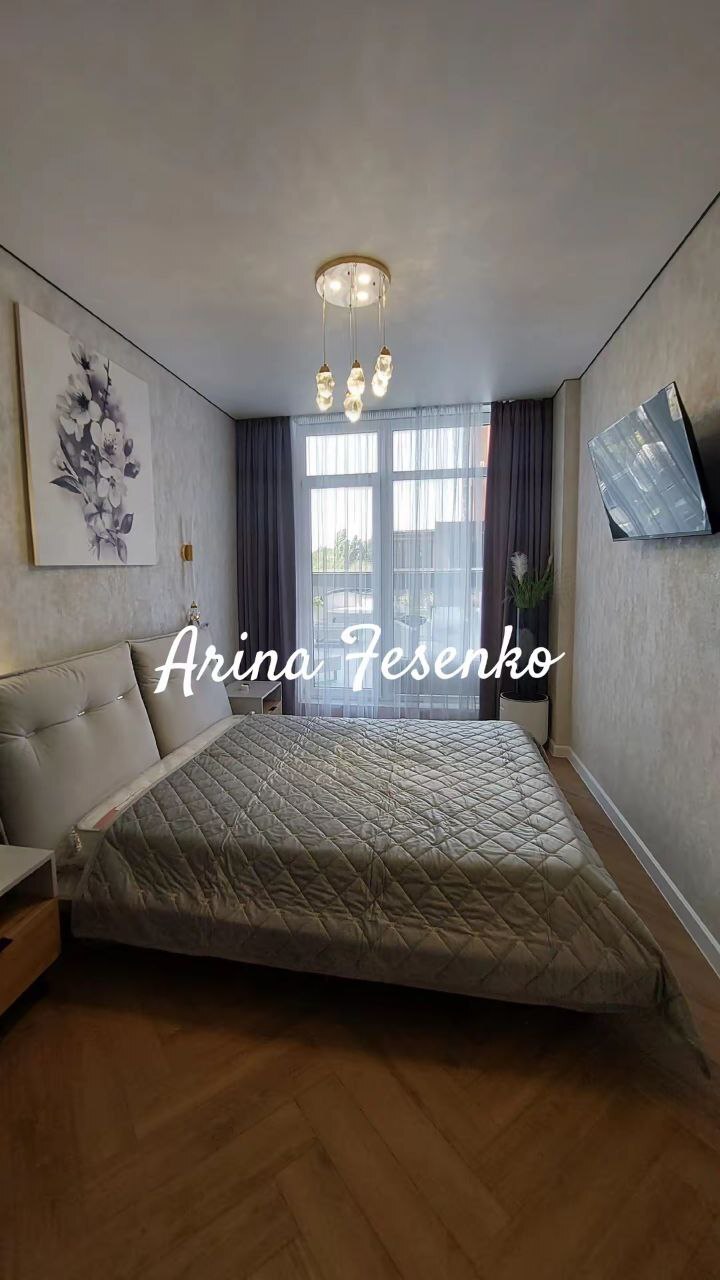 Продажа 2-комнатной квартиры 182 м², Академика Филатова ул., 2/1