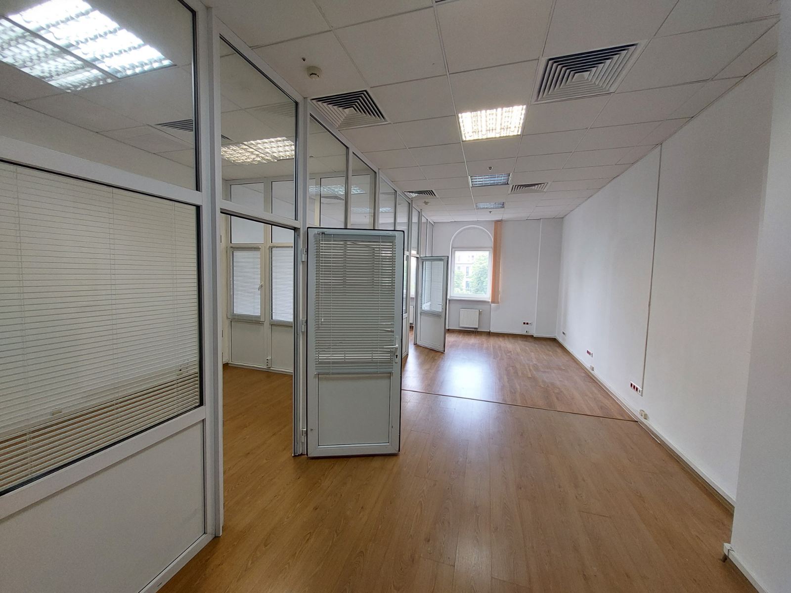 Аренда офиса 64 м², Верхний Вал ул.