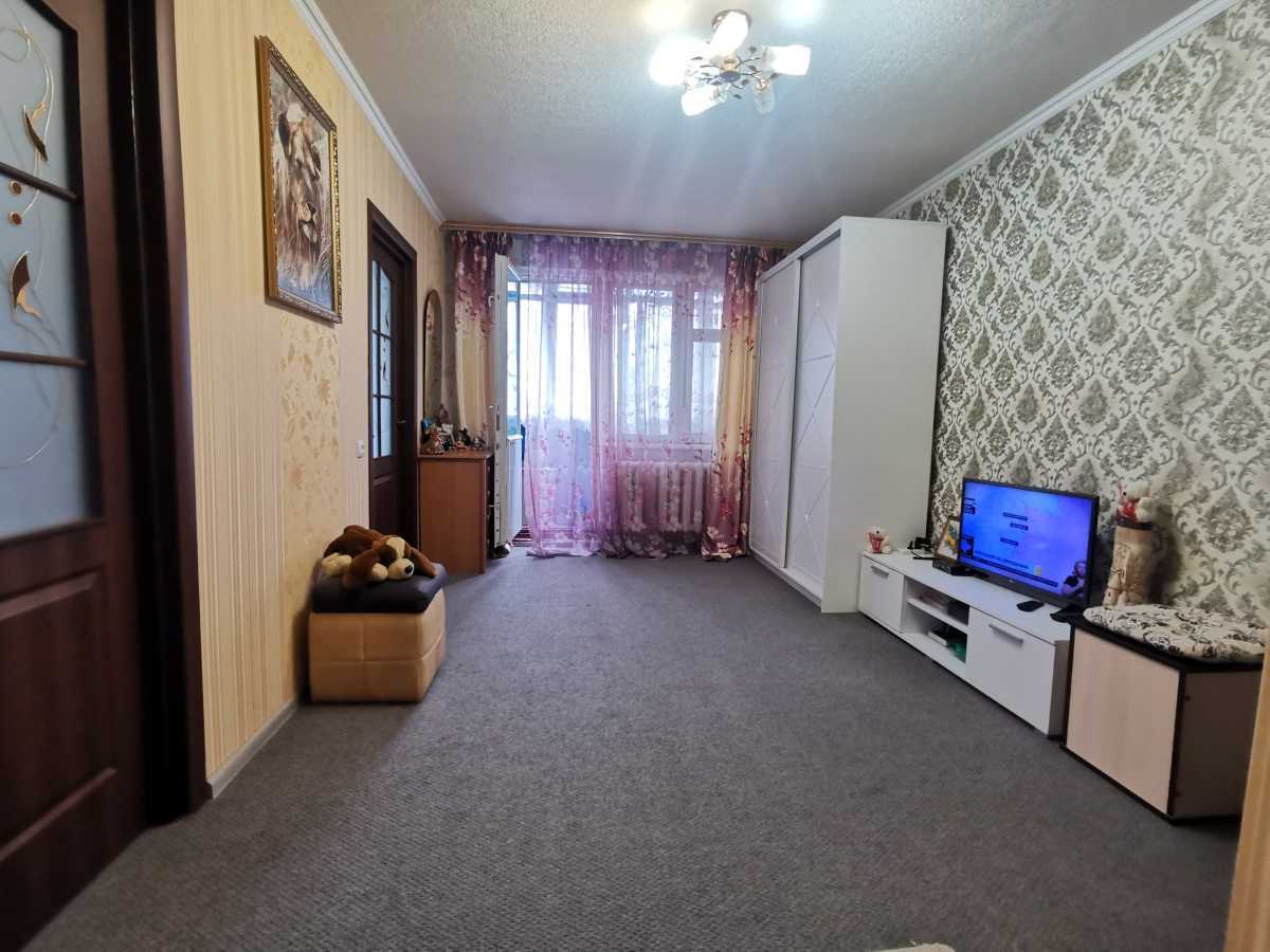 Продаж 3-кімнатної квартири 48 м², Січневого Прориву вул., прорив, 5