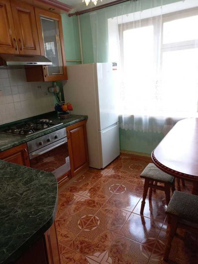 Оренда 1-кімнатної квартири 42 м², Хорольська вул., 10