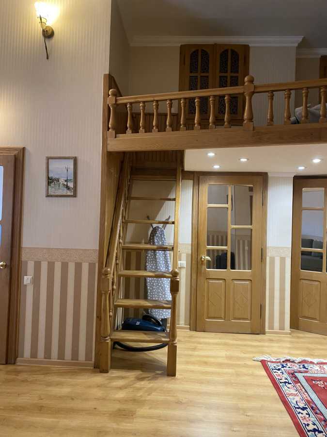Оренда 1-кімнатної квартири 43 м², Михайлівський пров., 9В