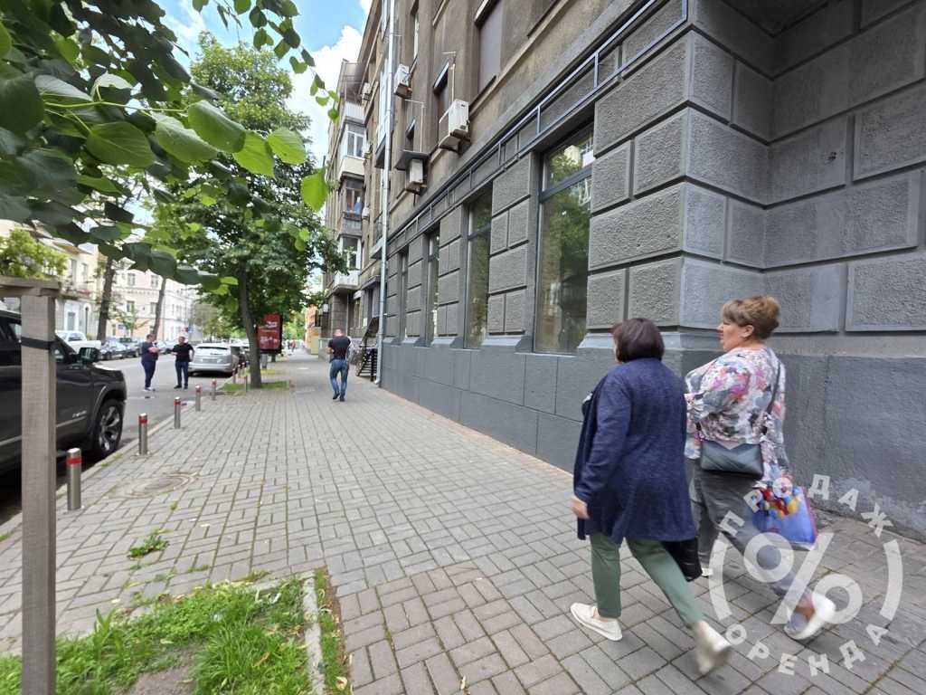 Продажа другого торгового помещения 147 м², Институтская ул., 24/7