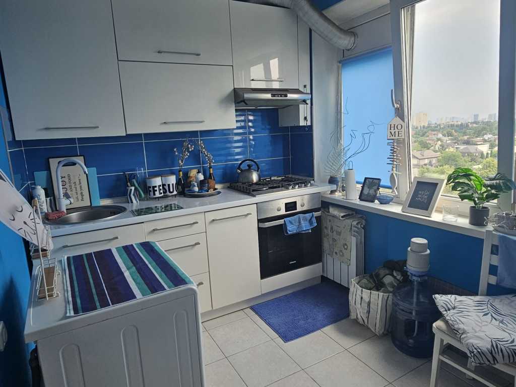 Продажа 3-комнатной квартиры 64 м², Отрадный просп., 59