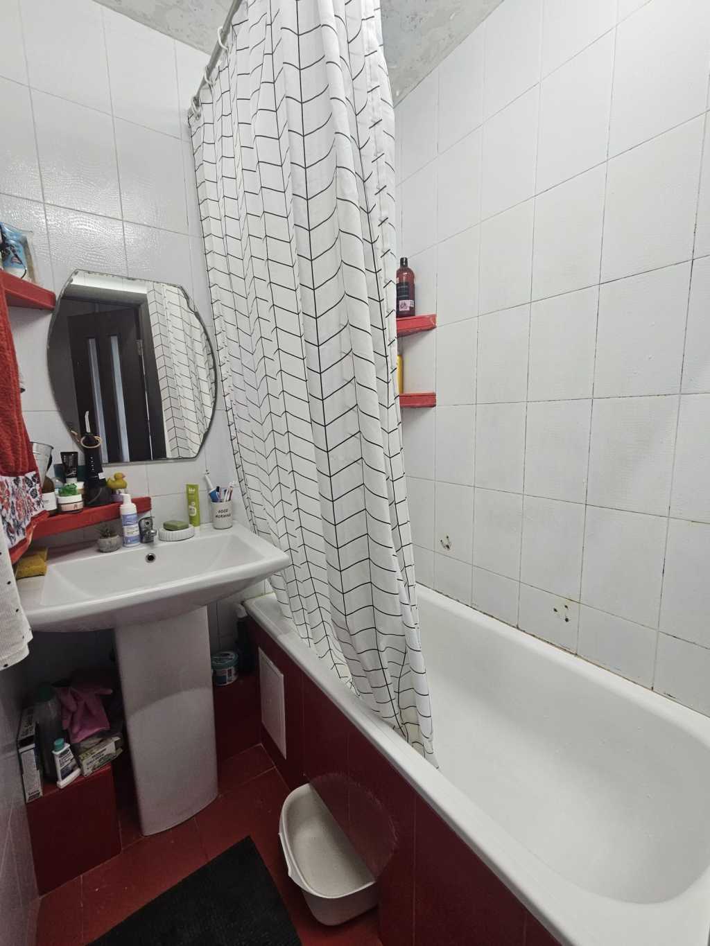 Продажа 3-комнатной квартиры 64 м², Отрадный просп., 59