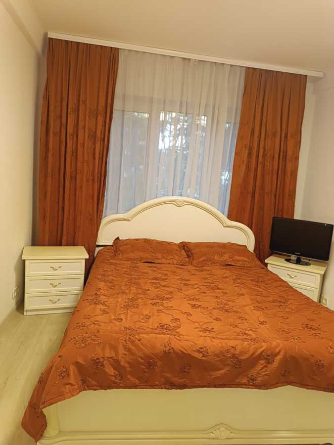 Оренда 2-кімнатної квартири 45 м², Світлицького вул., 25