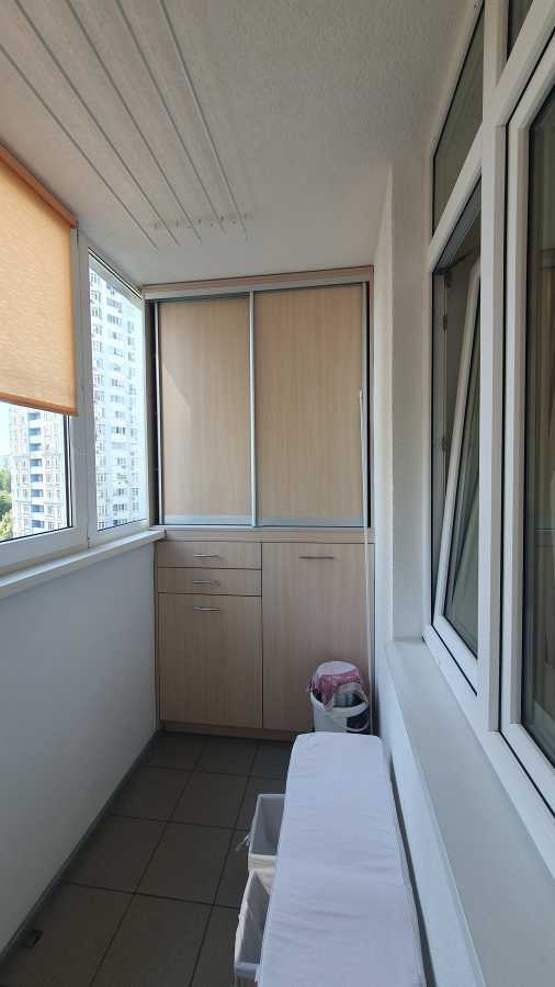 Оренда 1-кімнатної квартири 52 м², Воскресенська вул., 12А