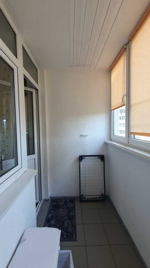 Оренда 1-кімнатної квартири 52 м², Воскресенська вул., 12А