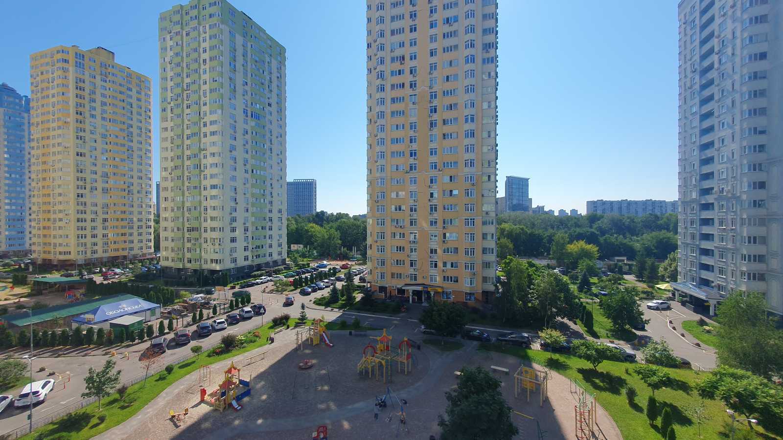 Оренда 1-кімнатної квартири 52 м², Воскресенська вул., 12А