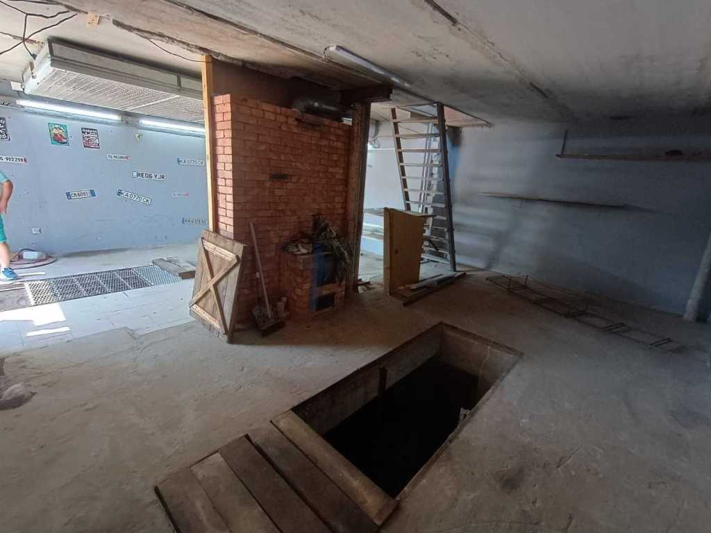 Продаж гаража 63 м², Пухівська вул., 2