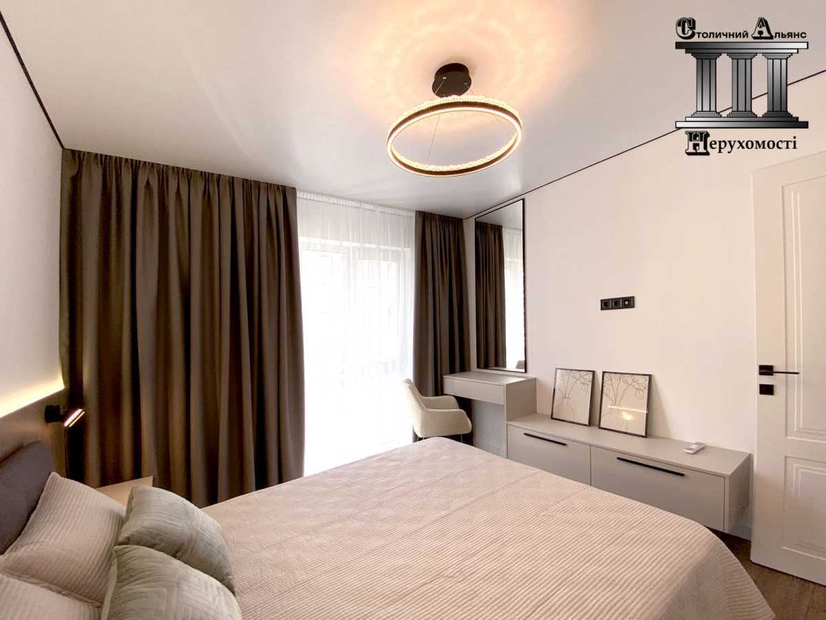 Продаж 2-кімнатної квартири 61 м², Михайла Максимовича вул., 28г
