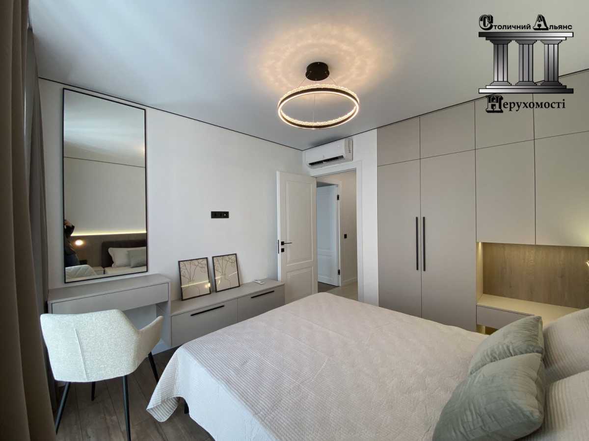 Продаж 2-кімнатної квартири 61 м², Михайла Максимовича вул., 28г