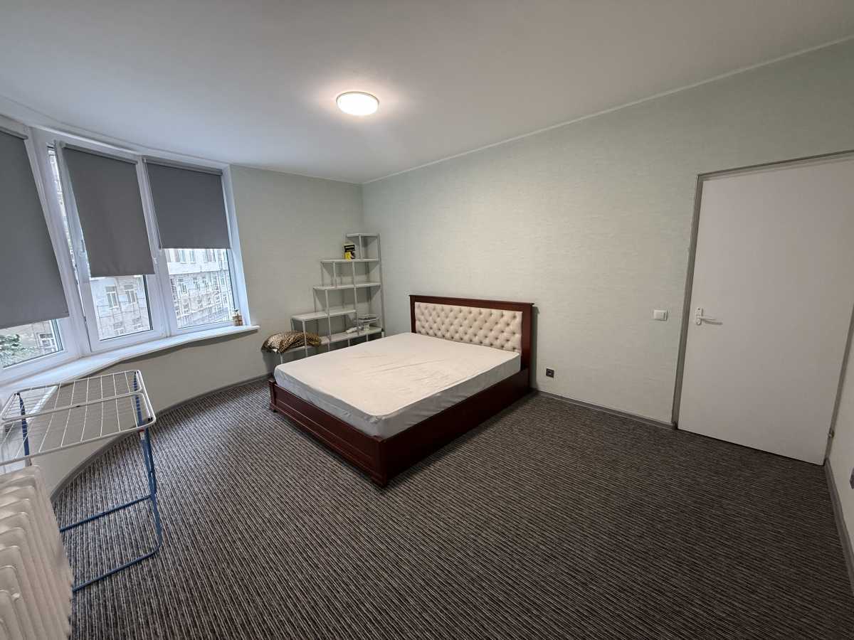 Оренда 2-кімнатної квартири 68.4 м², Степана Руданського вул., 4-6