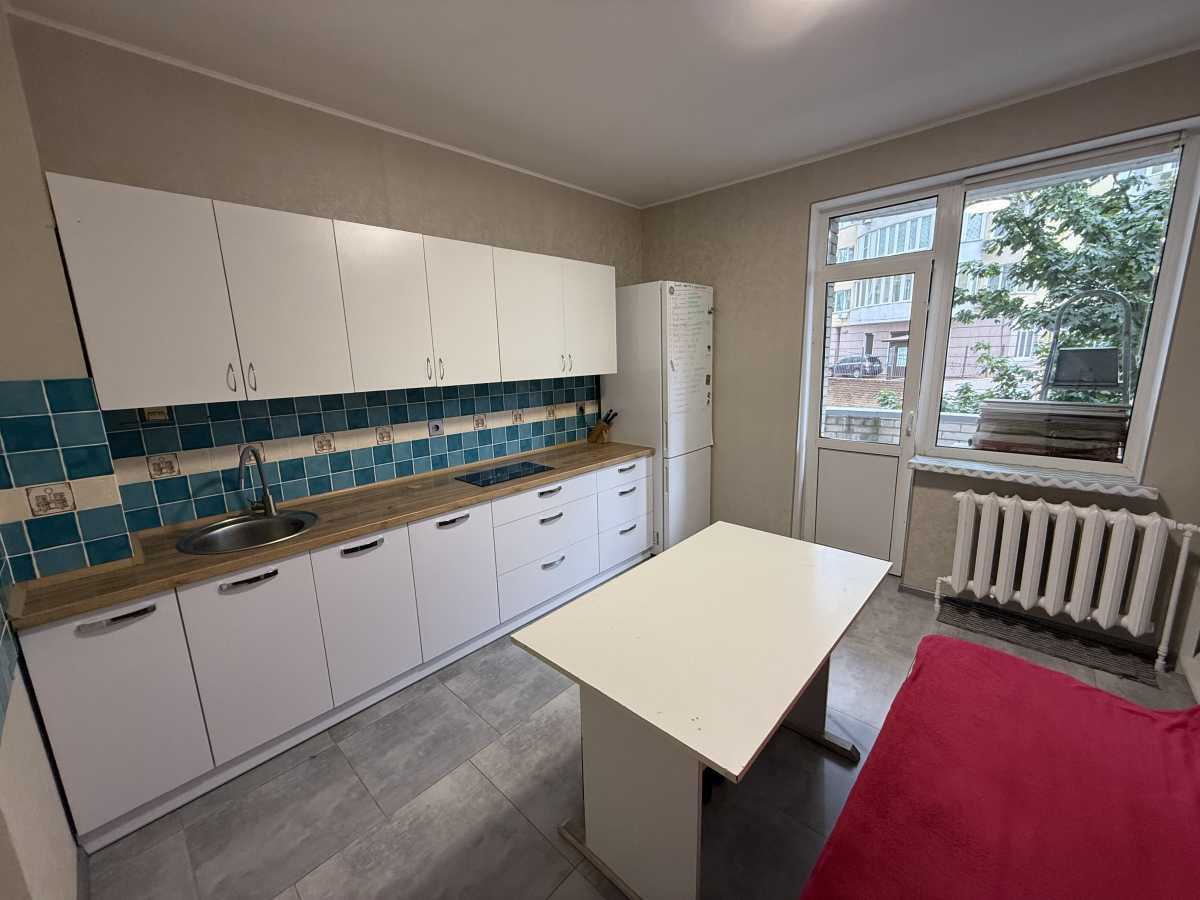 Оренда 2-кімнатної квартири 68.4 м², Степана Руданського вул., 4-6
