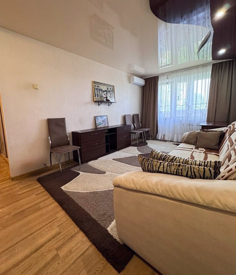 Продаж 3-кімнатної квартири 64 м², Крушельницкої пров., 7