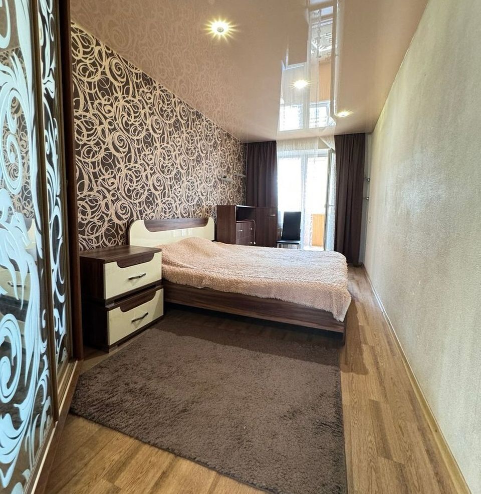 Продаж 3-кімнатної квартири 64 м², Крушельницкої пров., 7