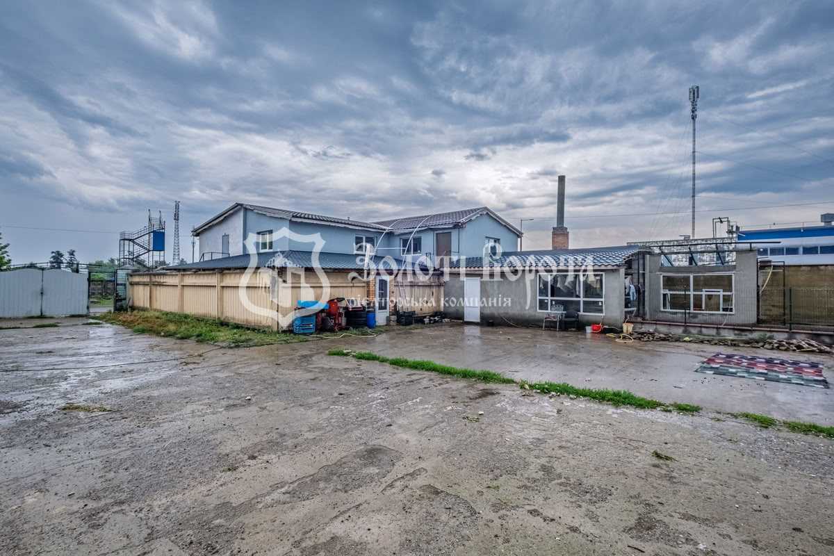 Продаж виробничого приміщення 500 м², Свято-Покровська вул., 141л