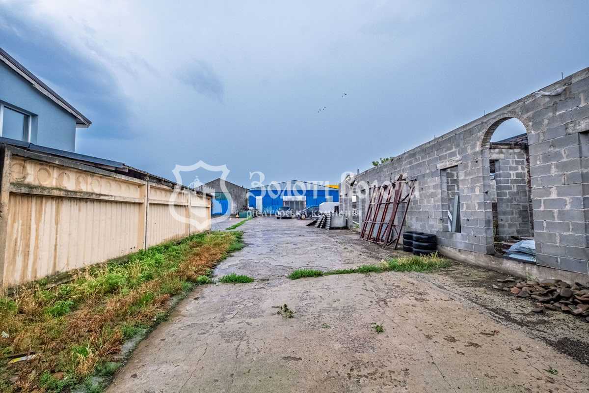 Продаж виробничого приміщення 500 м², Свято-Покровська вул., 141л