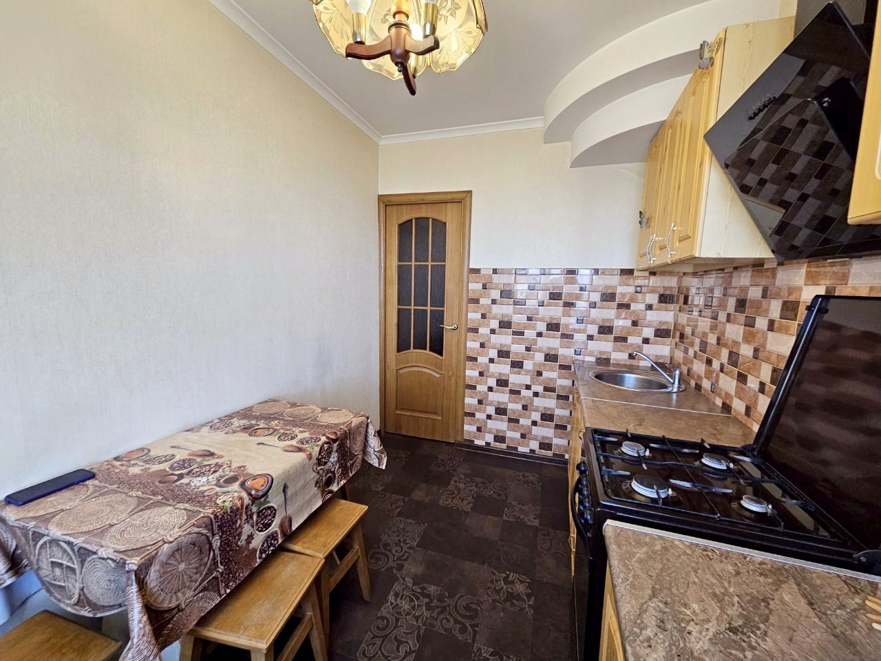 Продаж 3-кімнатної квартири 65 м², Калинова вул., 64