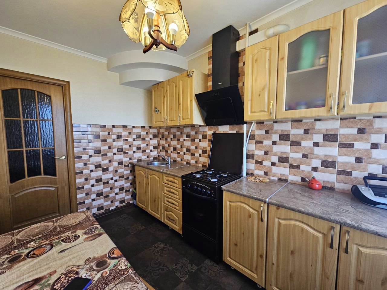 Продаж 3-кімнатної квартири 65 м², Калинова вул., 64