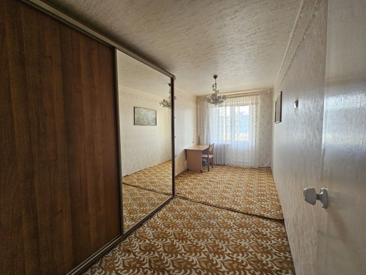 Продаж 3-кімнатної квартири 65 м², Калинова вул., 64