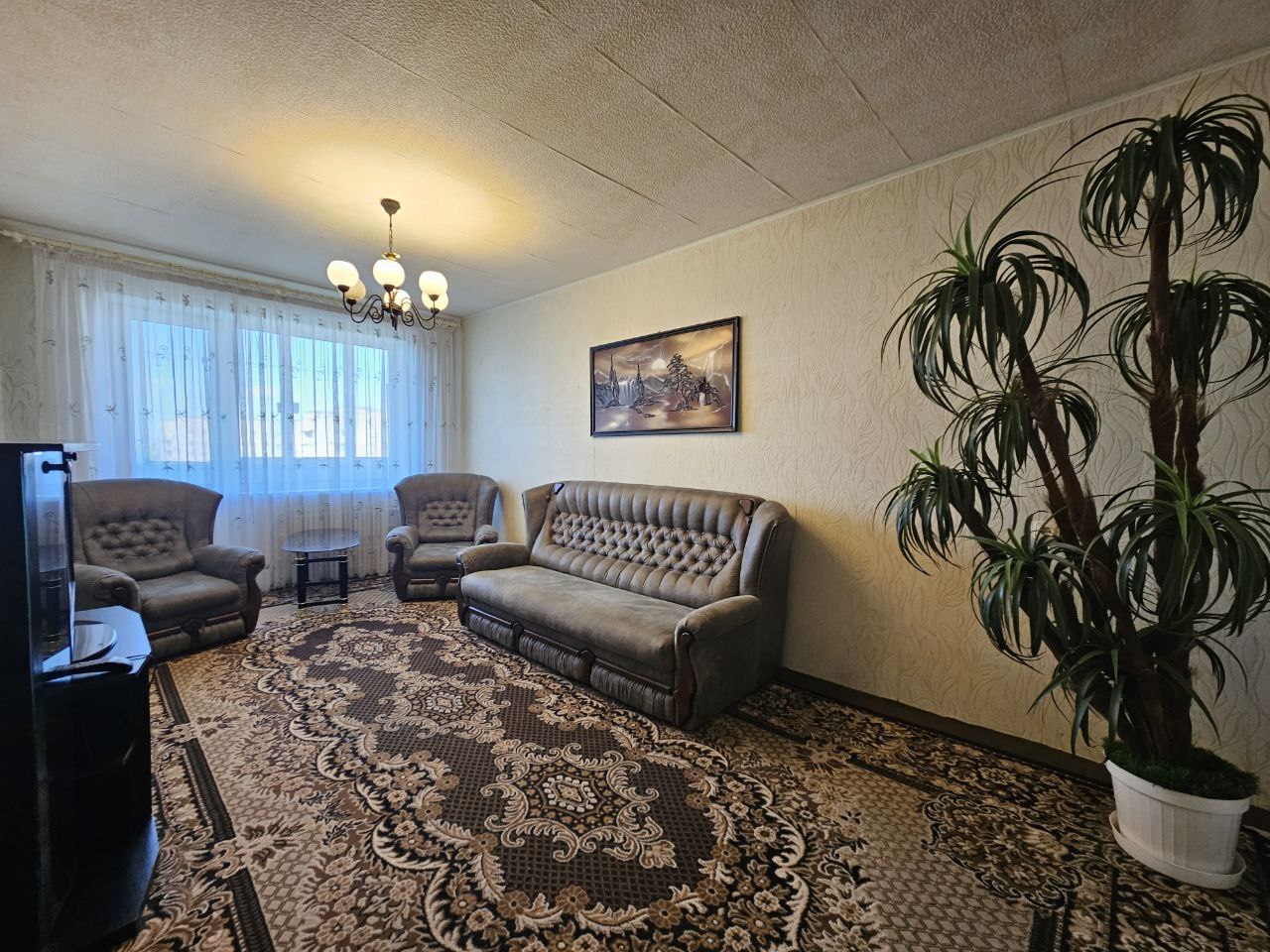 Продаж 3-кімнатної квартири 65 м², Калинова вул., 64