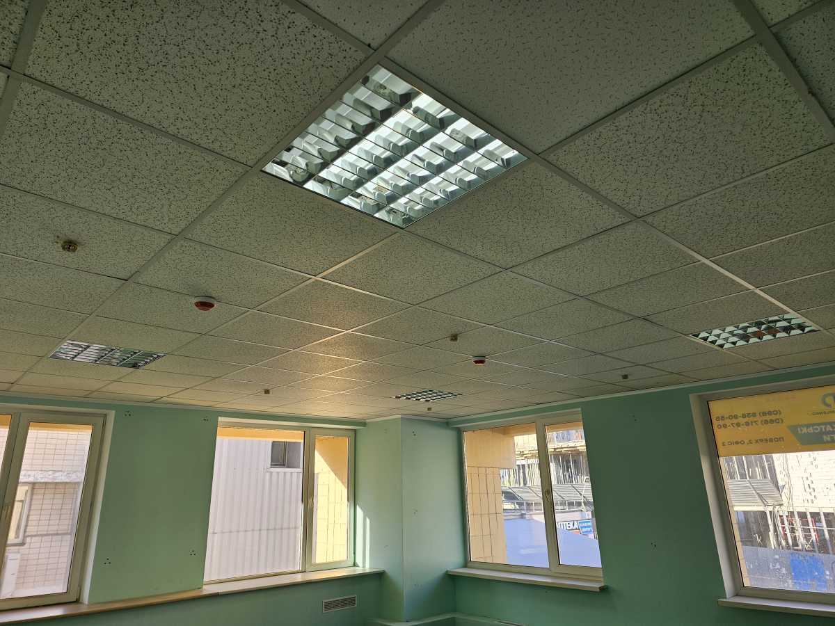 Аренда офиса 37 м², Ревуцкого ул., 14