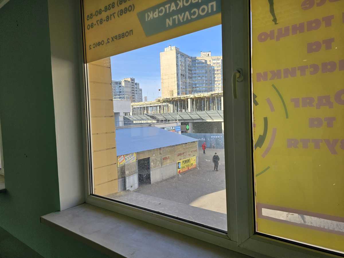 Аренда офиса 37 м², Ревуцкого ул., 14