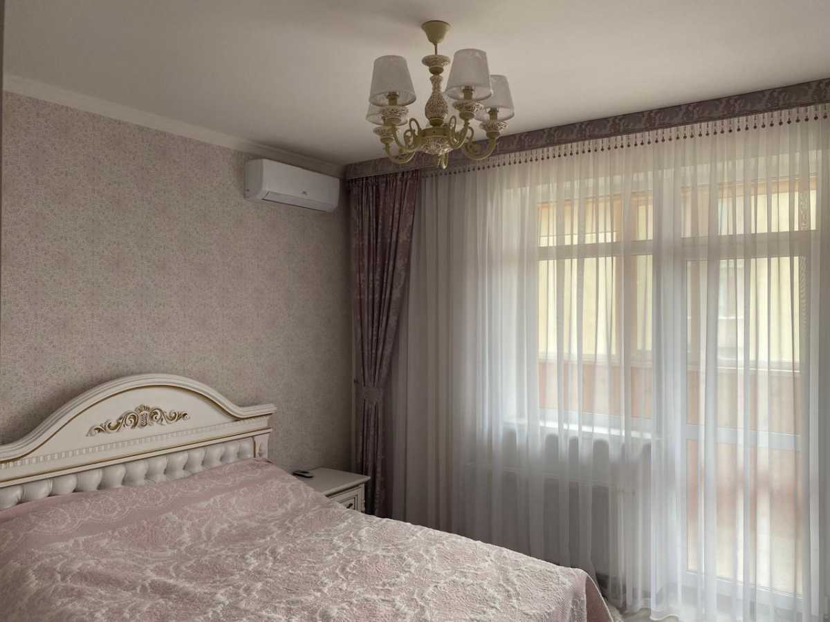 Продаж 3-кімнатної квартири 88 м², Валерія Лобановського просп., 15/7
