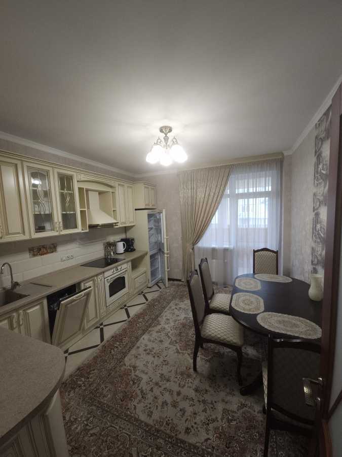 Продаж 3-кімнатної квартири 88 м², Валерія Лобановського просп., 15/7