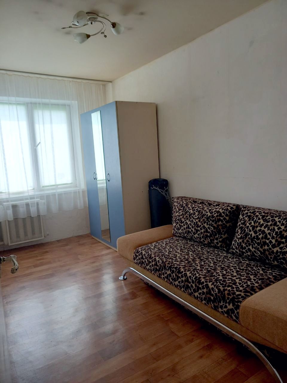 Продаж 2-кімнатної квартири 46 м², Миколая Михновського вул., 25