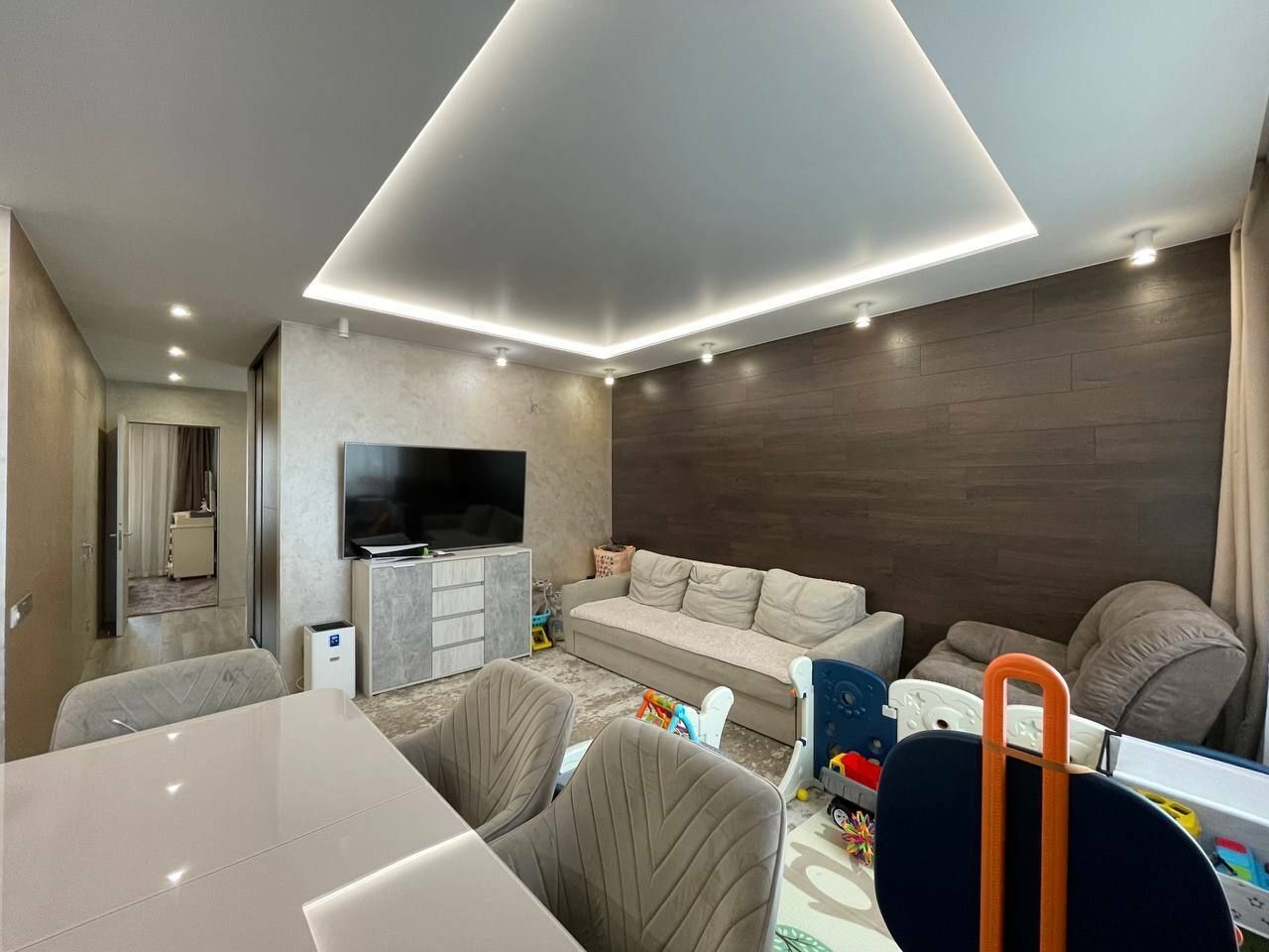 Продаж 3-кімнатної квартири 78 м², Богдана Хмельницького вул., 11А