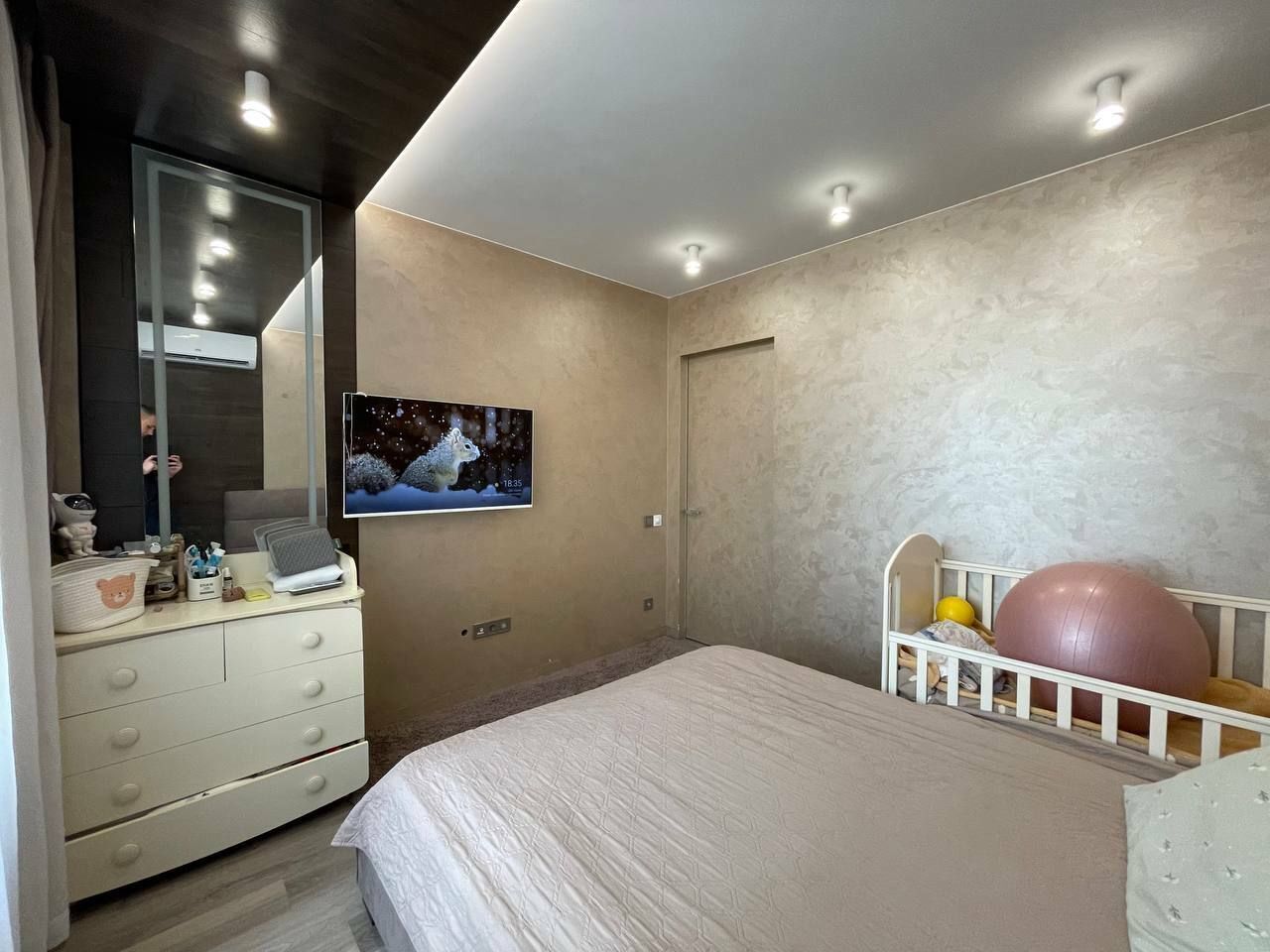 Продаж 3-кімнатної квартири 78 м², Богдана Хмельницького вул., 11А