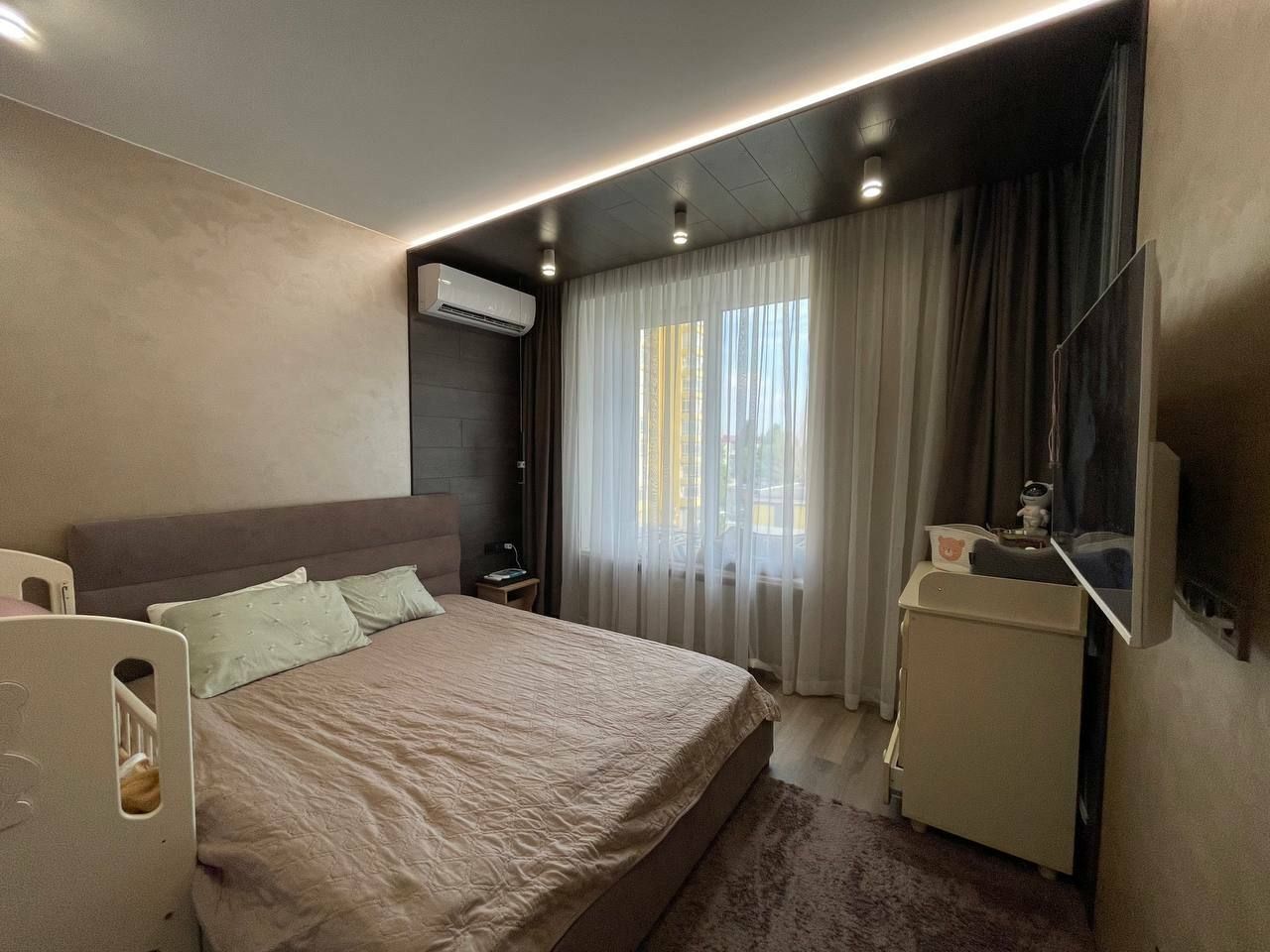Продаж 3-кімнатної квартири 78 м², Богдана Хмельницького вул., 11А