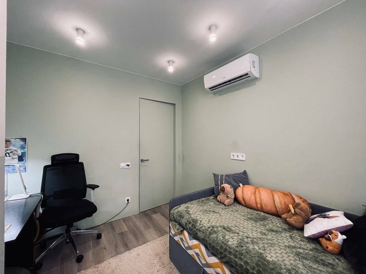 Продаж 3-кімнатної квартири 78 м², Богдана Хмельницького вул., 11А