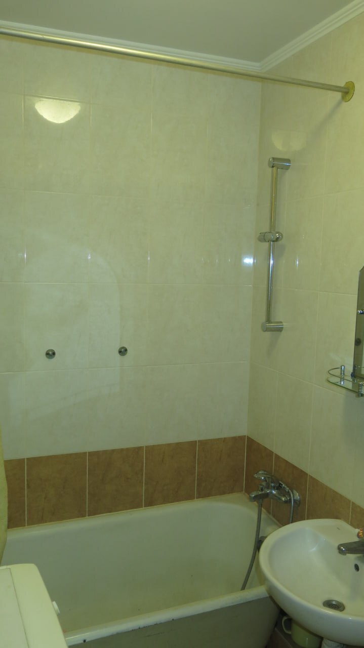Оренда 3-кімнатної квартири 54 м², Героїв Севастополя вул., 25
