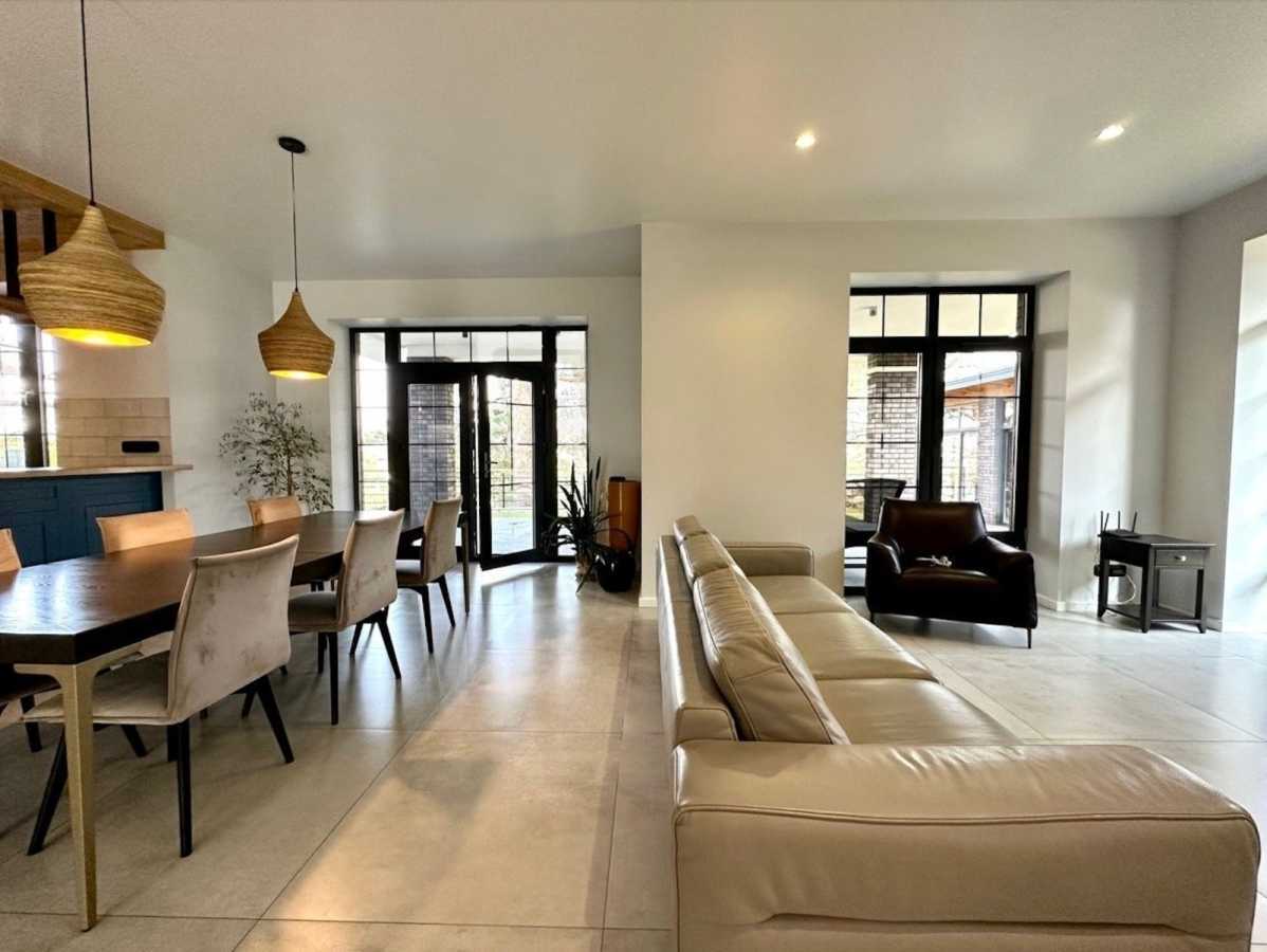 Продажа дома 285 м², соловяненка