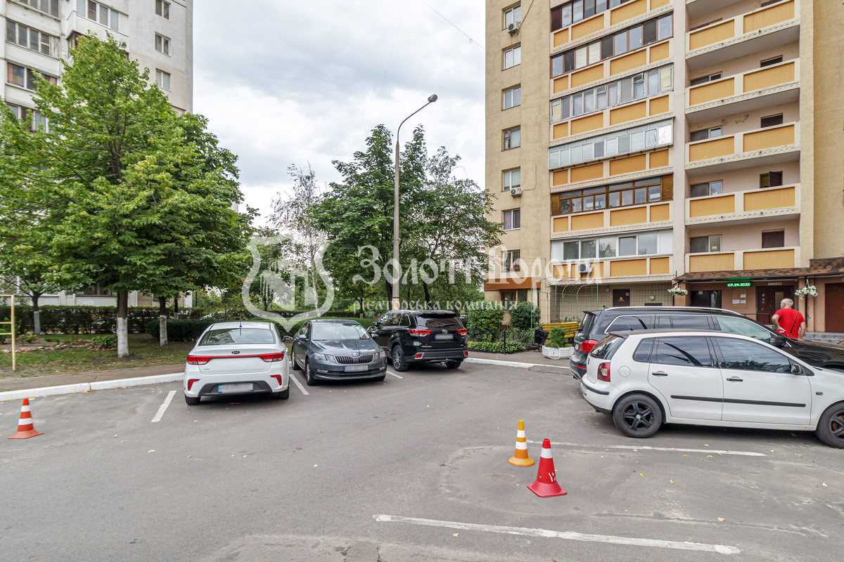 Продажа 2-комнатной квартиры 75.3 м², Петра Григоренко просп., 21В
