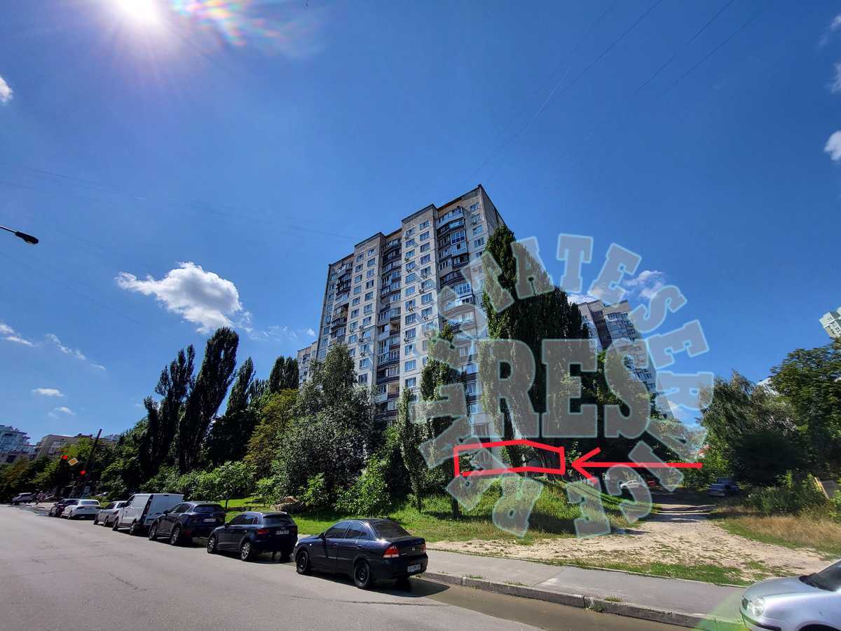 Продаж 3-кімнатної квартири 67.5 м², Стадіонна вул., 14