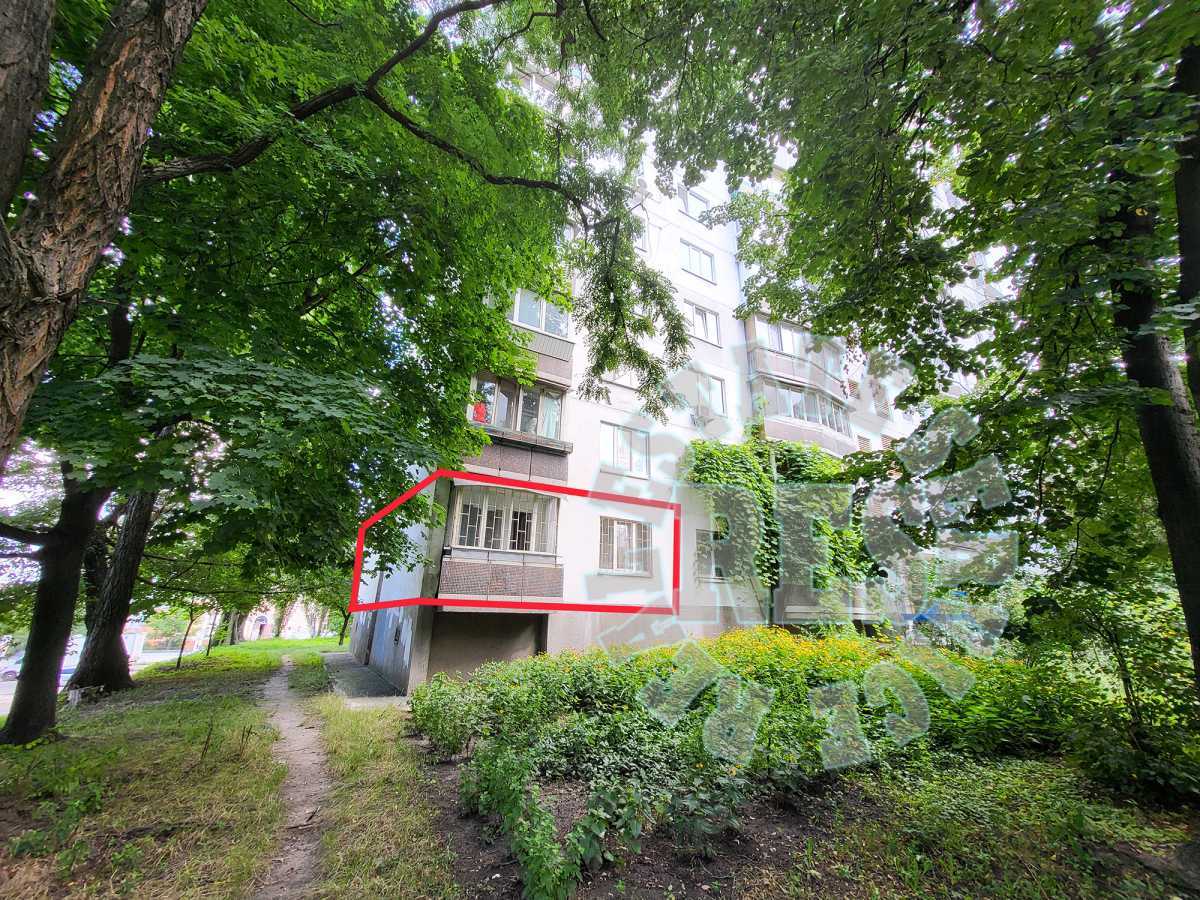 Продаж 3-кімнатної квартири 67.5 м², Стадіонна вул., 14