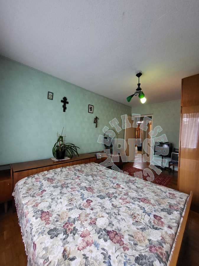 Продаж 3-кімнатної квартири 67.5 м², Стадіонна вул., 14